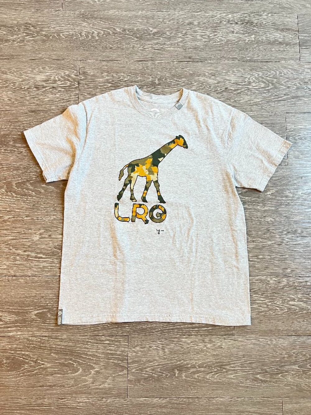LRG "Giraffe" T-Shirt, Gray, X-Large